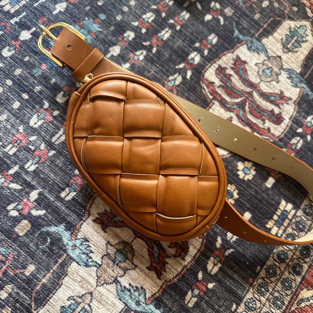 Steve Madden Basket Weave Belt Bag